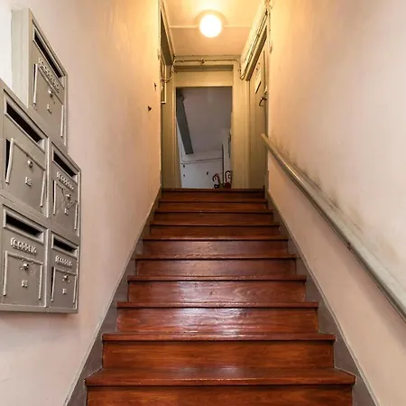 Great Duplex In Alfama With Ac Лиссабон