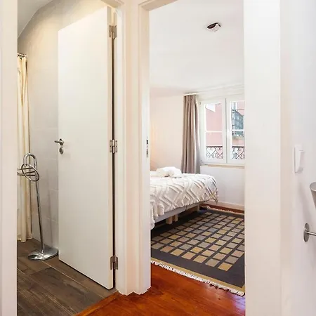 Great Duplex In Alfama With Ac Apartment Lissabon