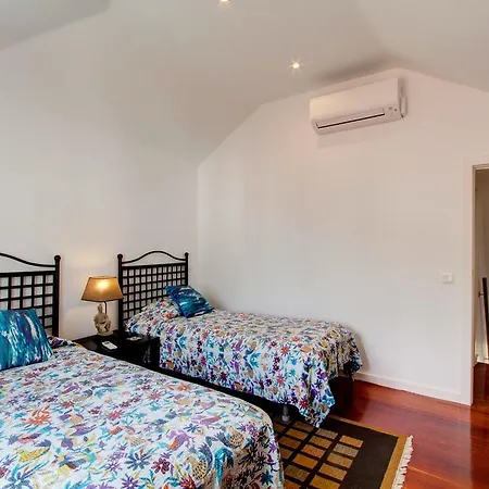 Great Duplex In Alfama Apartman *